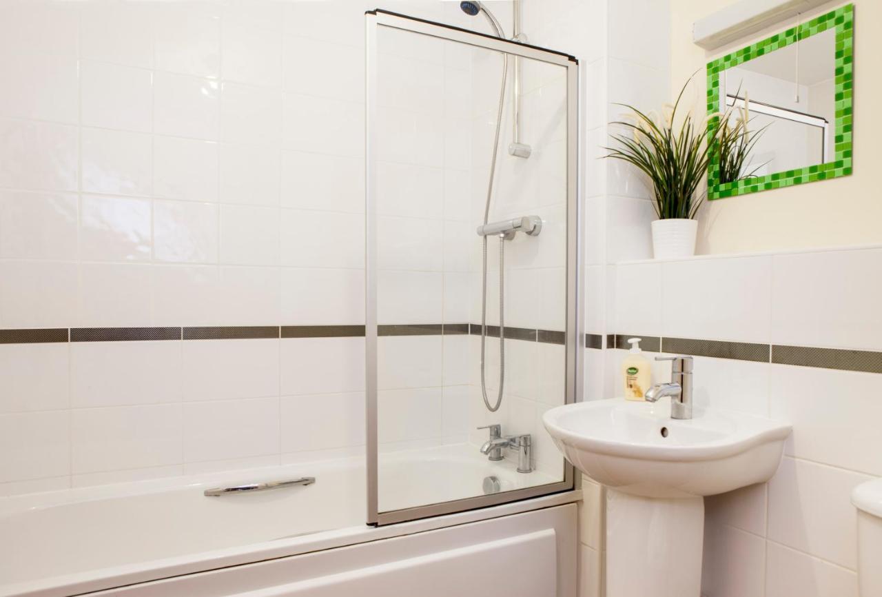 Millennium Plaza By Swa Apartment Cheltenham Luaran gambar