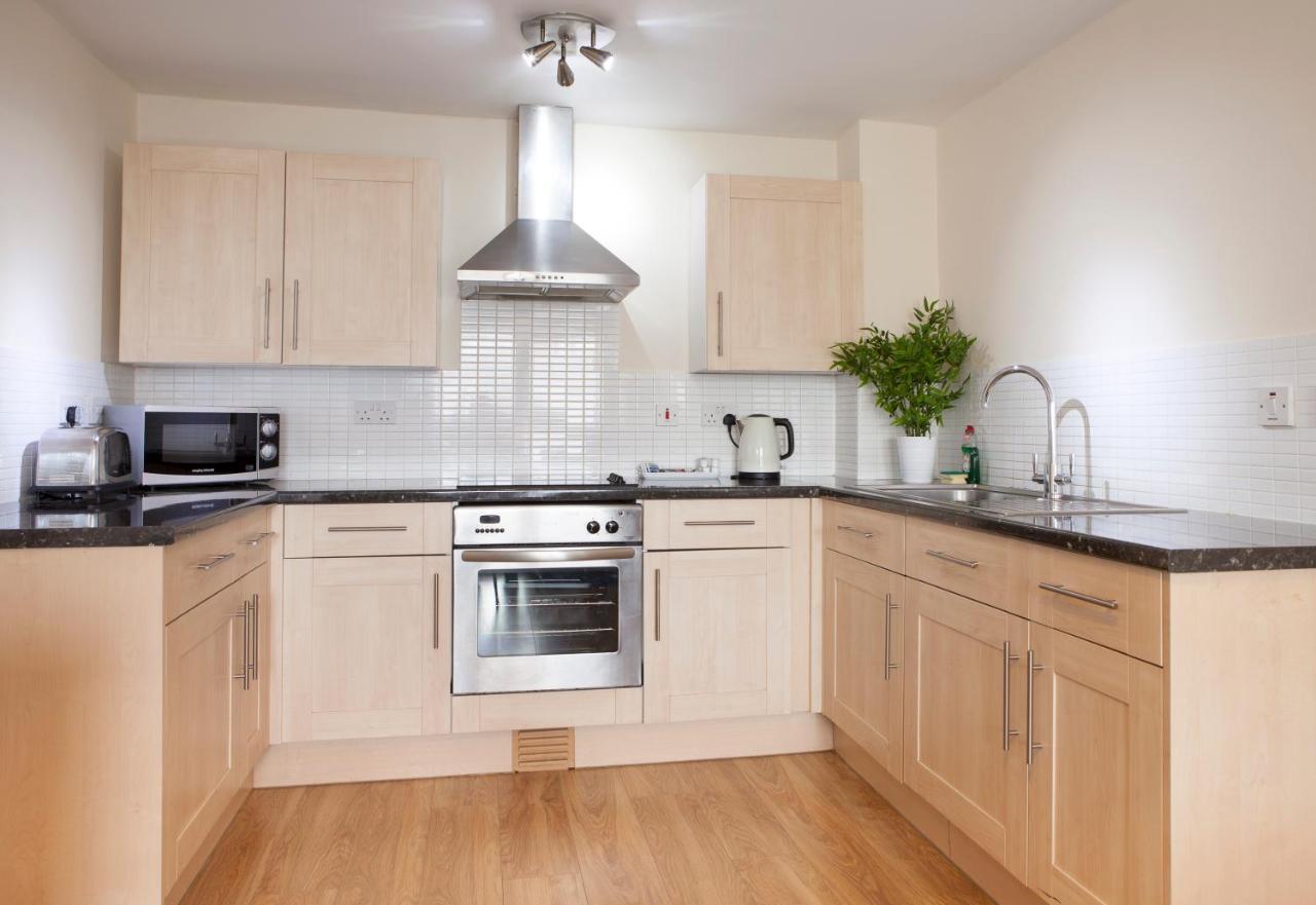 Millennium Plaza By Swa Apartment Cheltenham Luaran gambar