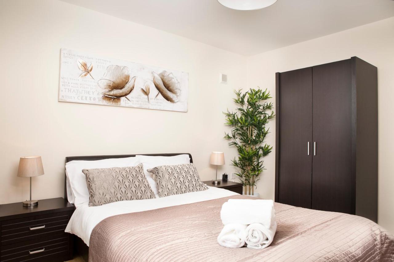 Millennium Plaza By Swa Apartment Cheltenham Luaran gambar