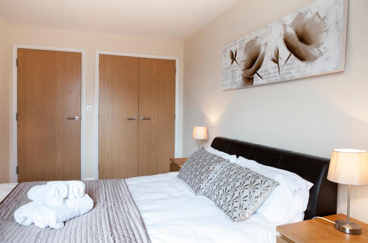 Millennium Plaza By Swa Apartment Cheltenham Luaran gambar